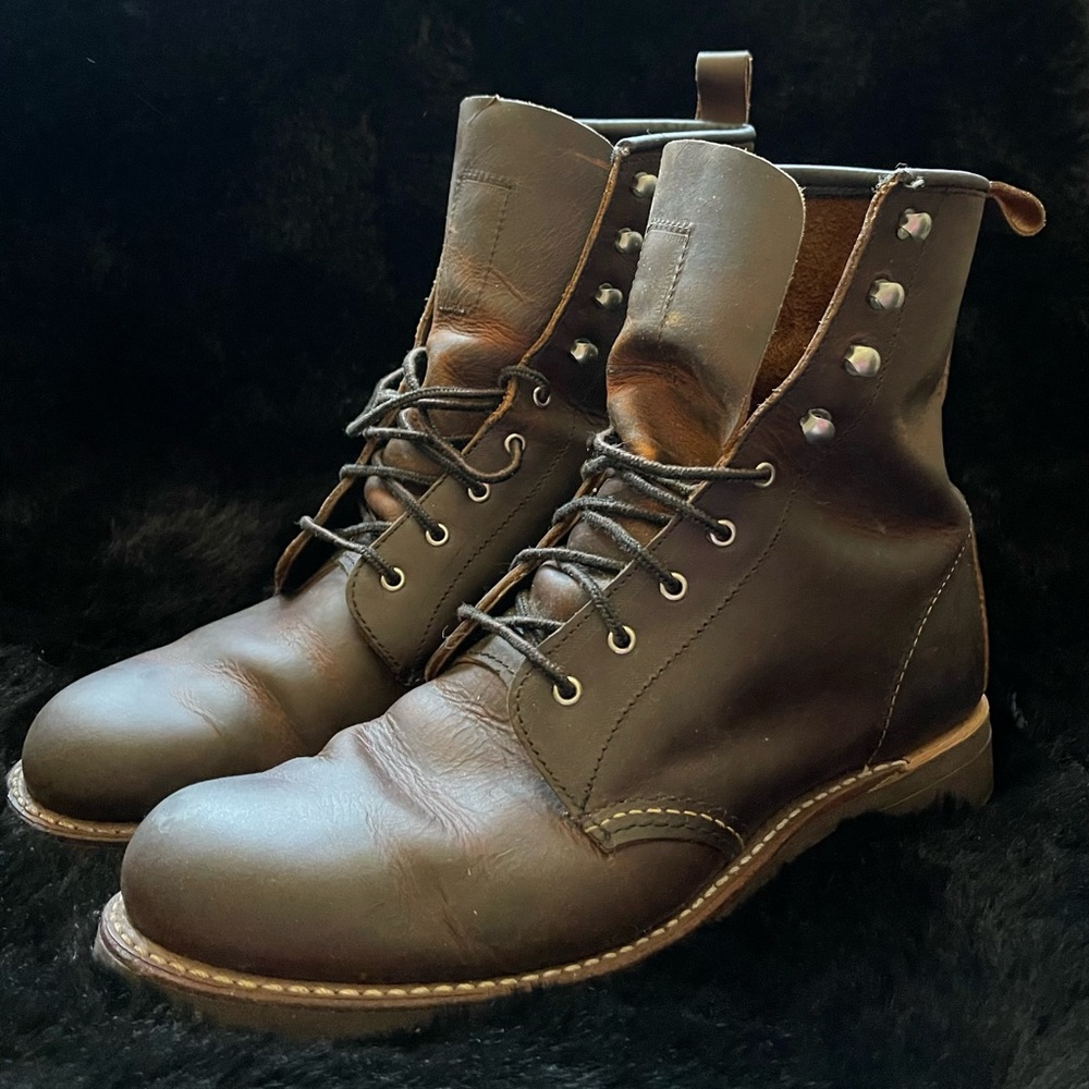 Red Wing shoes heritage boots